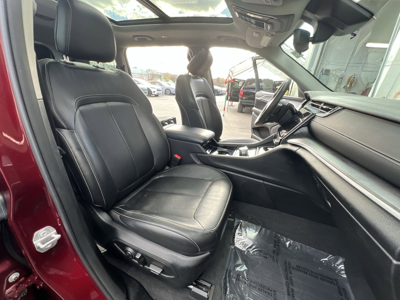 Used 2021 Jeep Grand Cherokee L Limited image 27