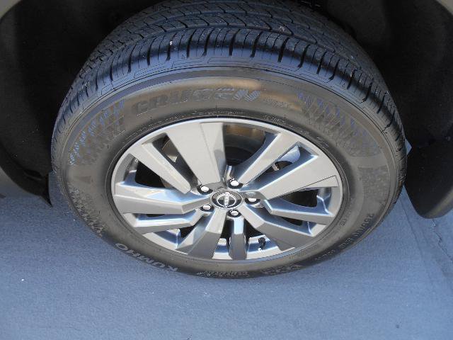 Used 2025 Nissan Pathfinder SV w/ Cargo Package AWD/4WD image 16