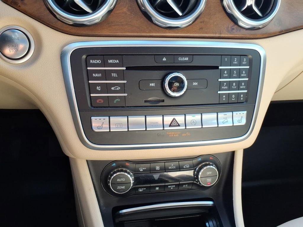 Used 2019 Mercedes-Benz GLA 250 4MATIC image 19