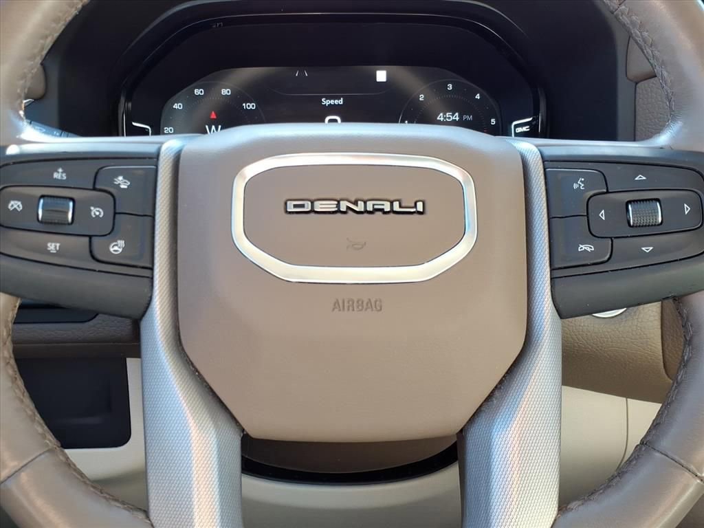 Used 2023 GMC Yukon Denali image 29