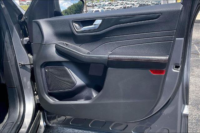 Certified 2023 Ford Escape ST-Line w/ Tech Pack #1 AWD/4WD image 23