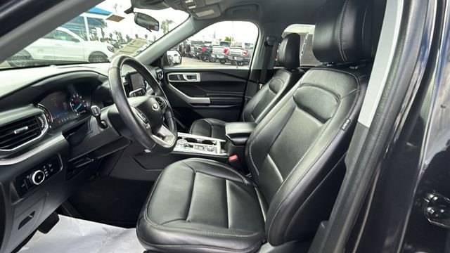 Certified 2023 Ford Explorer XLT w/ Equipment Group 202A AWD/4WD image 19