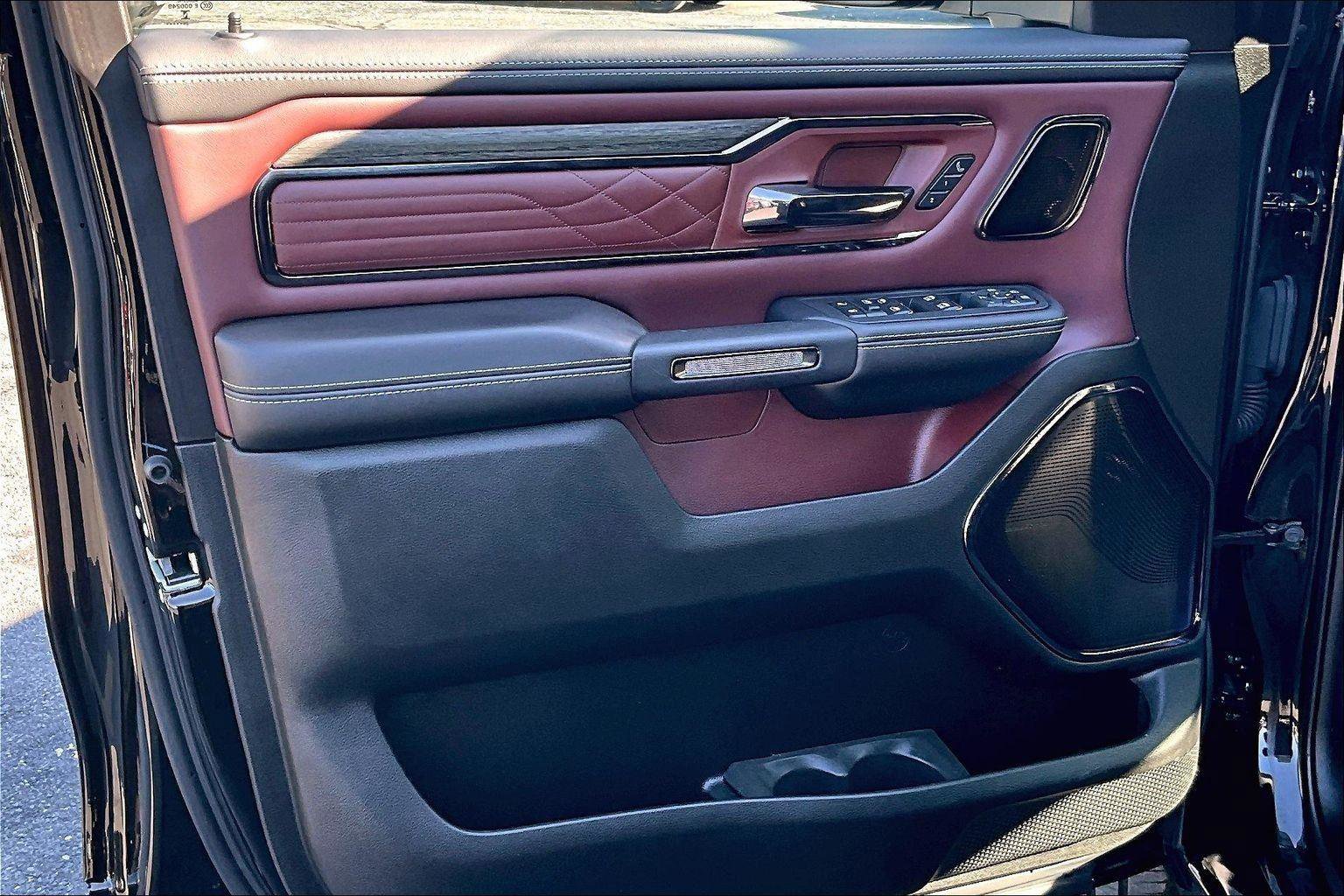 Used 2025 RAM 1500 Limited image 16