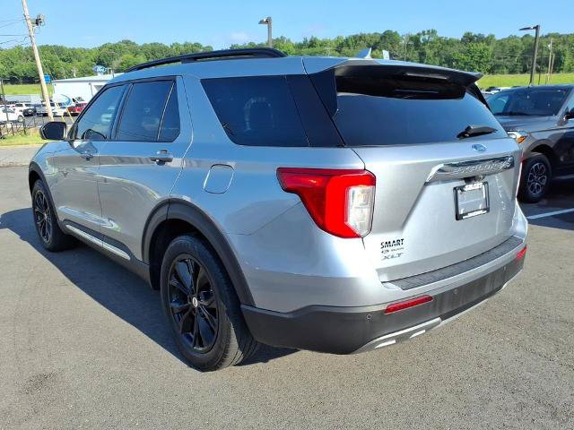 Certified 2020 Ford Explorer XLT w/ Equipment Group 202A RWD image 2