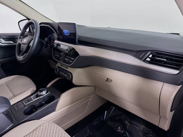Certified 2020 Ford Escape SE image 27