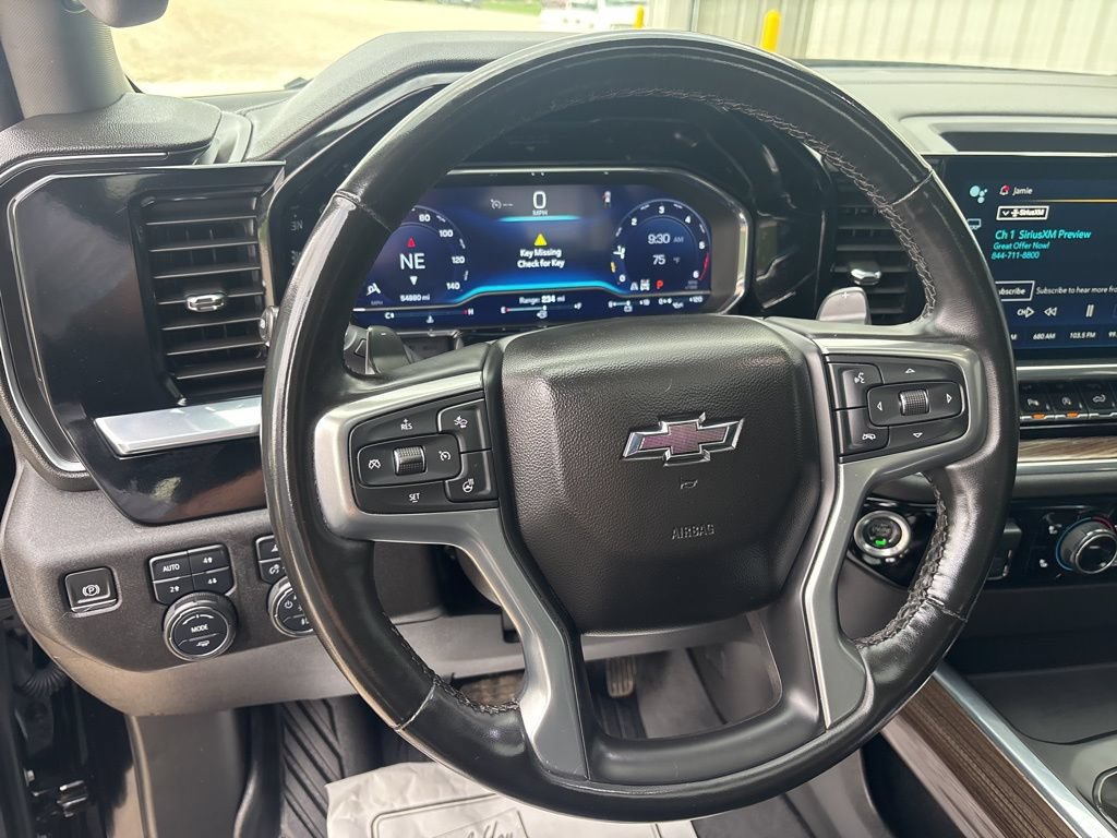 Used 2024 Chevrolet Silverado 1500 RST AWD/4WD image 17