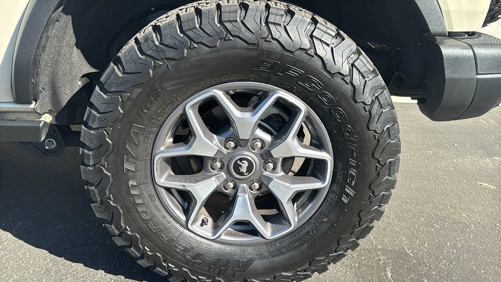 Certified 2025 Ford Bronco Badlands image 9