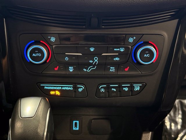 Certified 2018 Ford Escape Titanium w/ Ford Safe & Smart Package FWD image 30