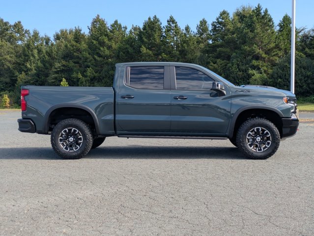 Used 2025 Chevrolet Silverado 1500 ZR2 w/ Technology Package image 6