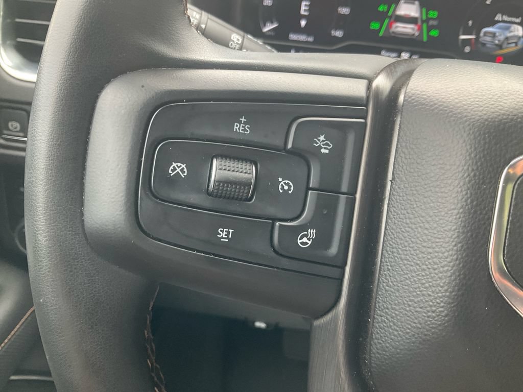 Used 2023 GMC Yukon AT4 w/ AT4 Premium Plus Package AWD/4WD image 19