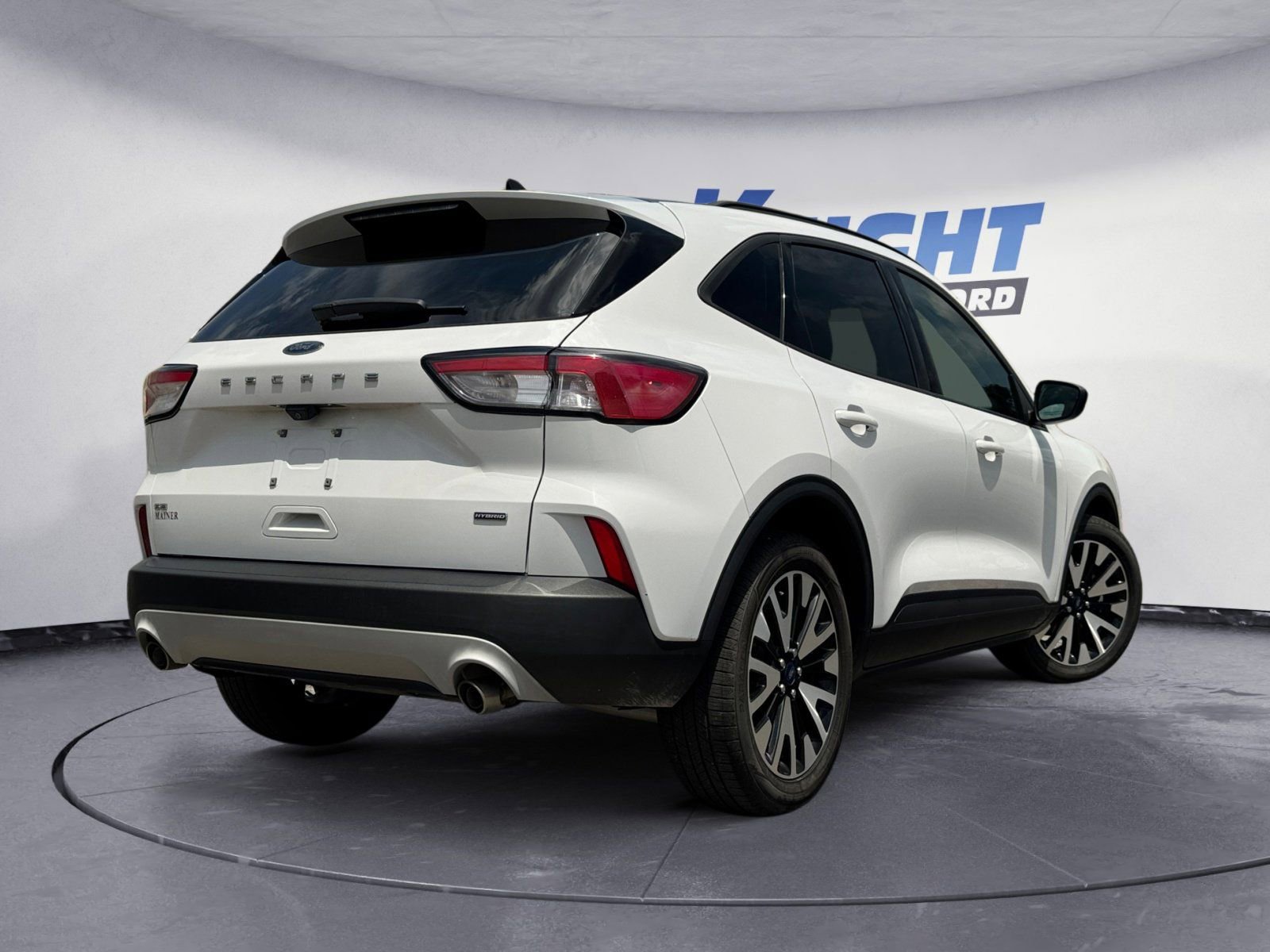 Certified 2020 Ford Escape SE Sport FWD image 5