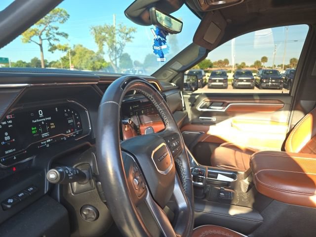 Used 2024 GMC Sierra 1500 Denali Ultimate AWD/4WD image 10