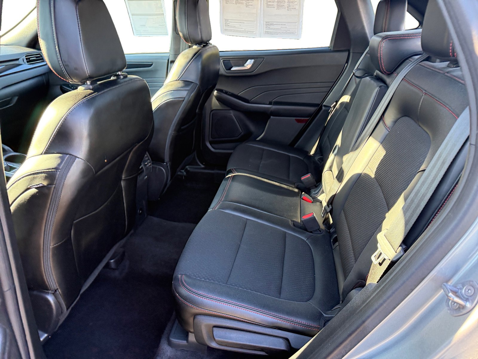 Certified 2024 Ford Escape ST-Line AWD/4WD image 16