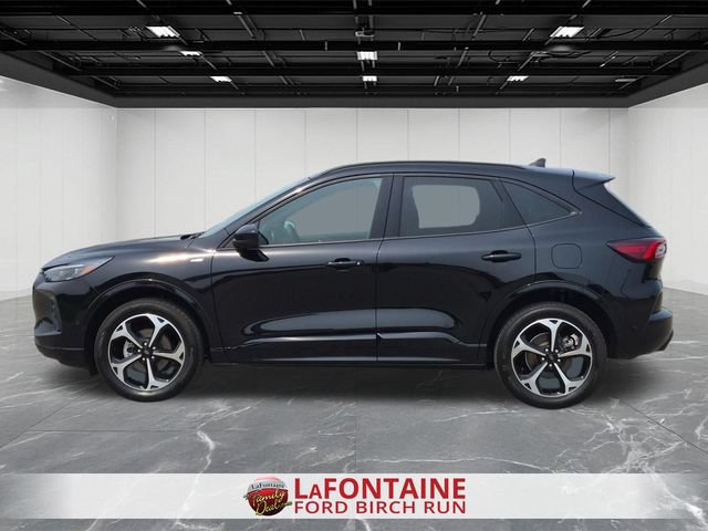 Certified 2024 Ford Escape ST-Line Elite w/ Premium Technology Package AWD/4WD image 2