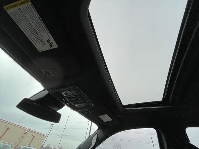 Used 2024 GMC Sierra 2500 AT4 w/ AT4 Preferred Package image 22