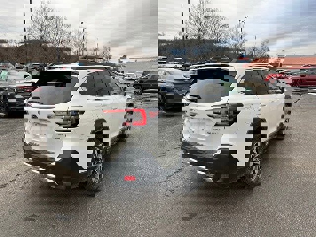 Used 2024 Subaru Outback Limited image 6