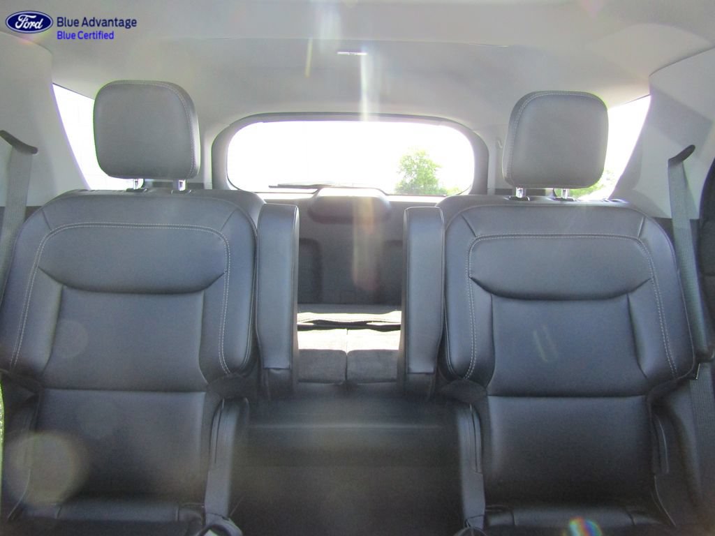 Certified 2024 Ford Explorer XLT w/ Equipment Group 202A AWD/4WD image 25