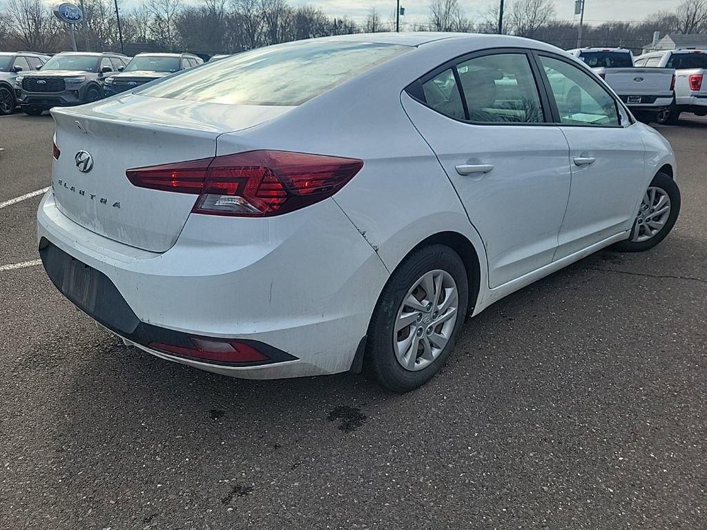 Used 2020 Hyundai Elantra SE w/ Convenience Package (C2) image 6
