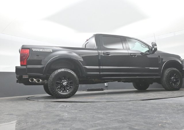 Certified 2022 Ford F350 Lariat w/ Tremor Off-Road Package AWD/4WD image 25