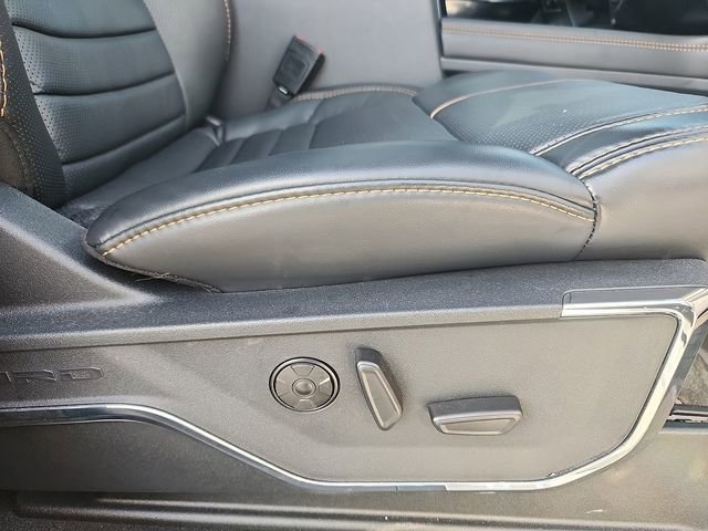 Certified 2024 Ford F350 Platinum w/ FX4 Off-Road Package image 33