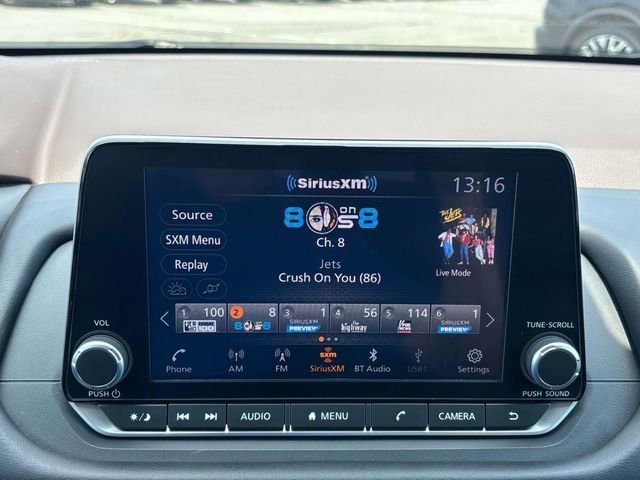 Used 2023 Nissan Rogue S image 19