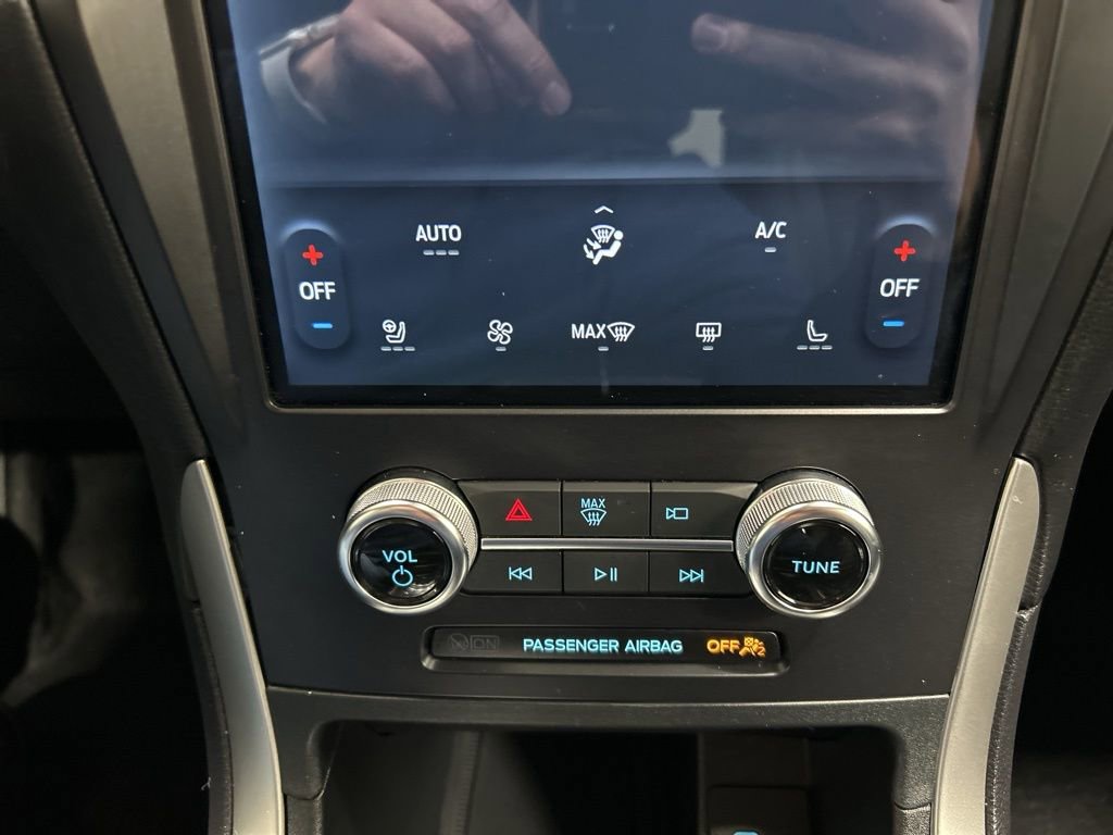 Certified 2024 Ford Edge SEL w/ Convenience Package AWD/4WD image 23