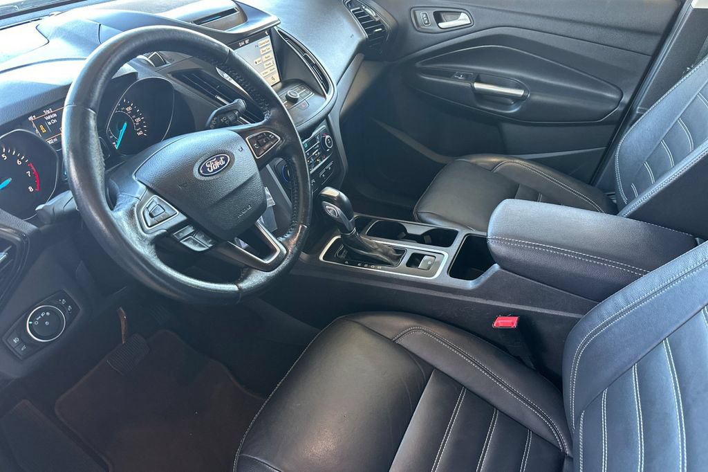 Certified 2018 Ford Escape SEL FWD image 11