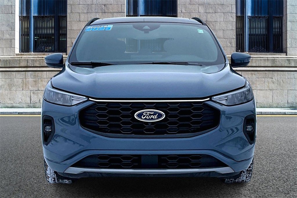 Certified 2023 Ford Escape ST-Line Select w/ Tech Pack #2 image 3