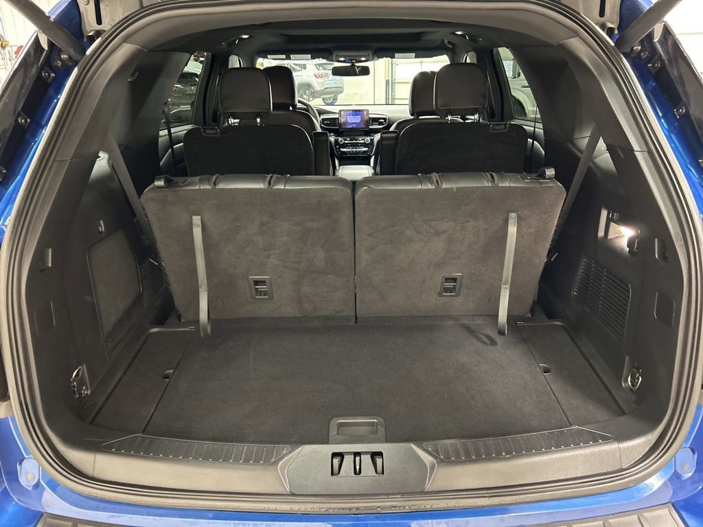Certified 2023 Ford Explorer ST-Line w/ Class IV Trailer Tow Package image 32
