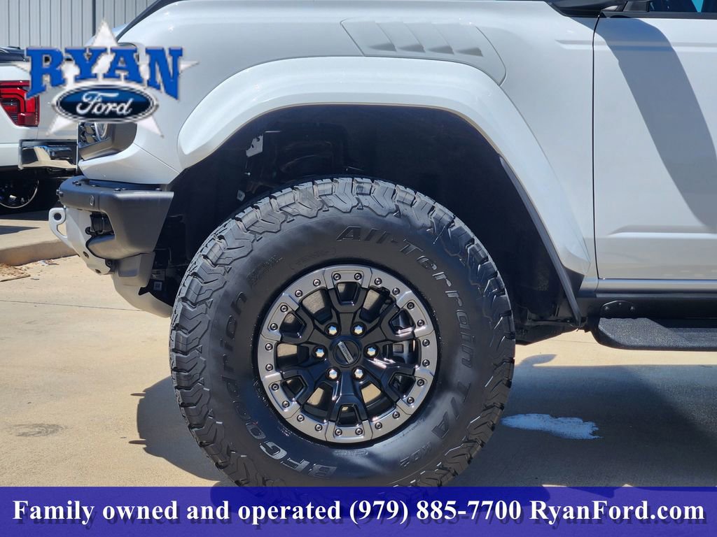 Certified 2025 Ford Bronco Raptor w/ Interior Carbon Fiber Pack AWD/4WD image 5