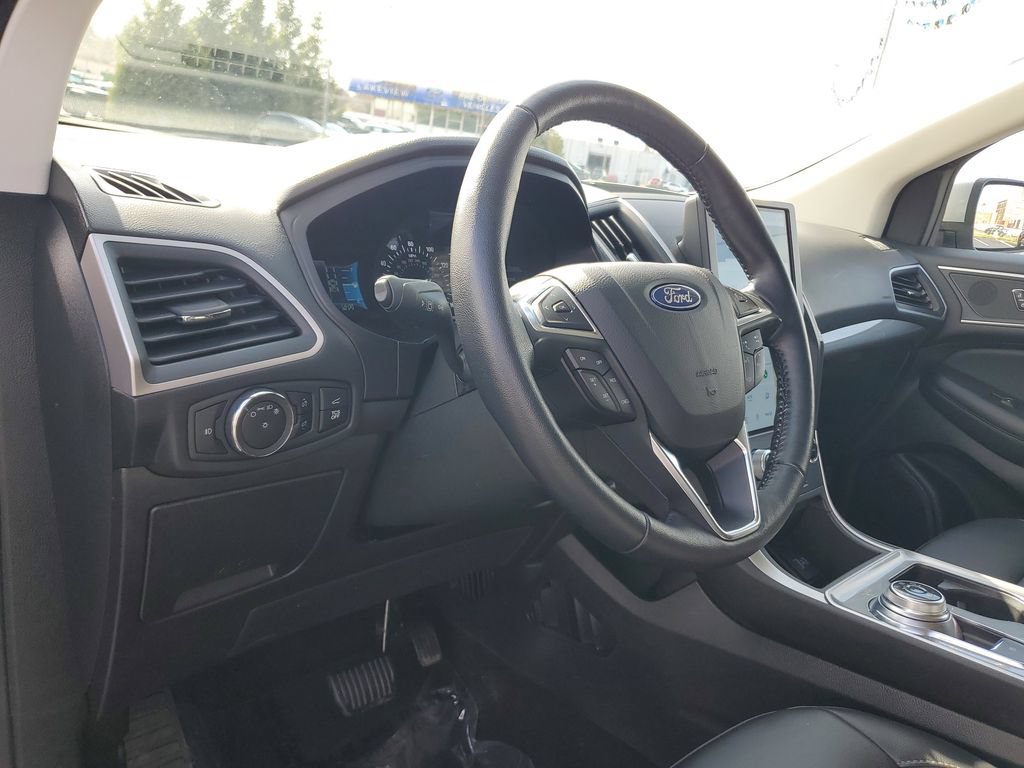 Certified 2023 Ford Edge SEL w/ Convenience Package AWD/4WD image 15