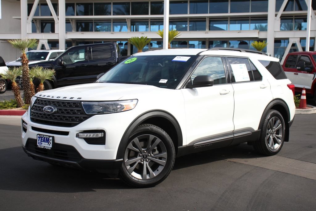 Certified 2021 Ford Explorer XLT w/ Equipment Group 202A