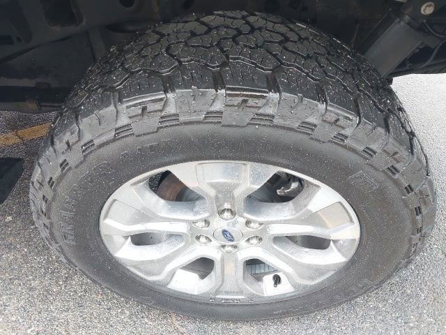 Certified 2022 Ford F150 Platinum w/ Equipment Group 701A High image 13