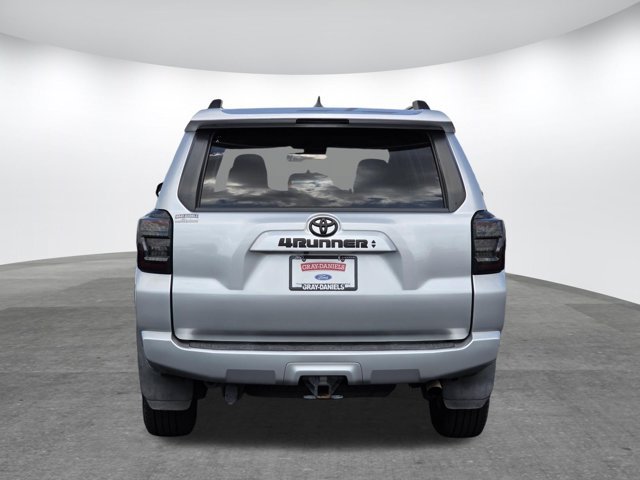 Used 2020 Toyota 4Runner SR5 Premium w/ Moonroof Package RWD image 5