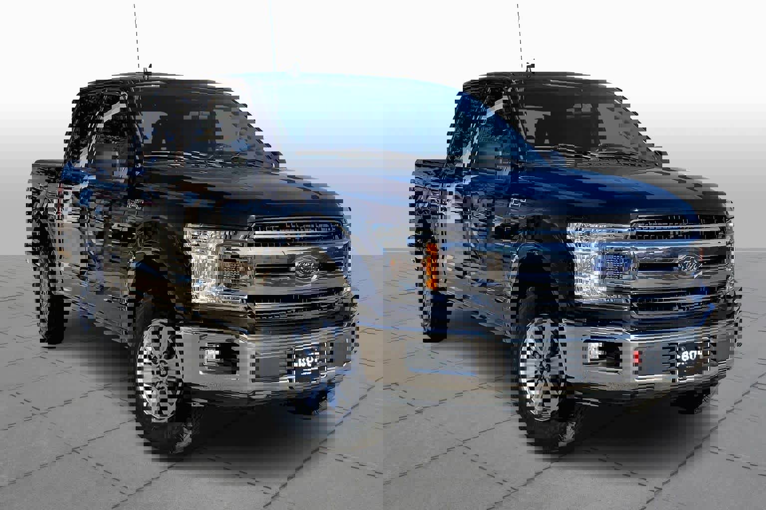 Certified 2019 Ford F150 XLT image 2