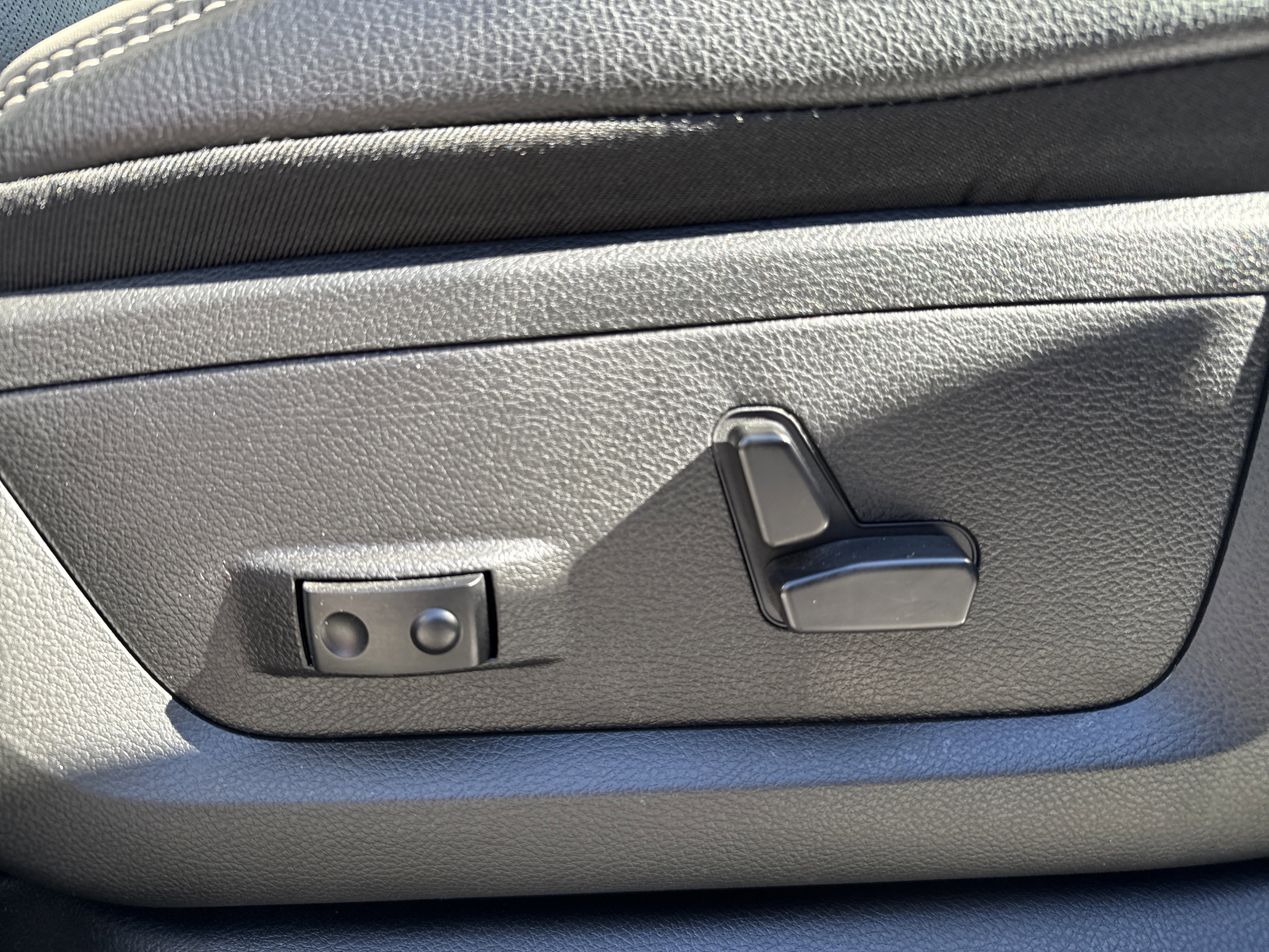 Used 2022 RAM 2500 Laramie image 31