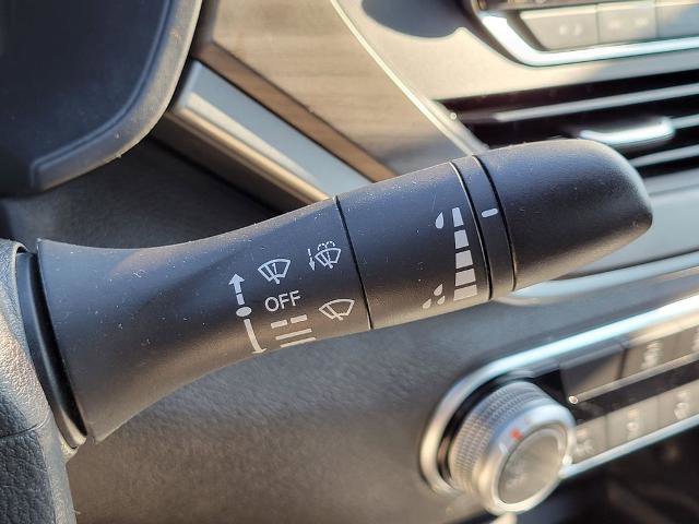 Used 2024 Nissan Altima 2.5 SV image 29