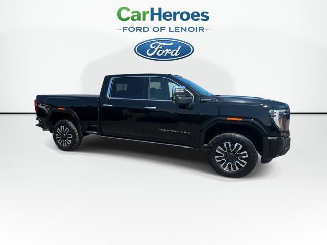 Used 2024 GMC Sierra 2500 Denali Ultimate AWD/4WD image 4