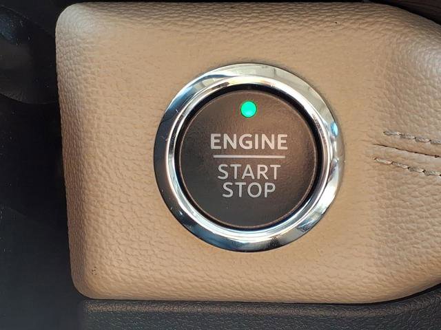 Certified 2024 Ford Expedition Limited image 28