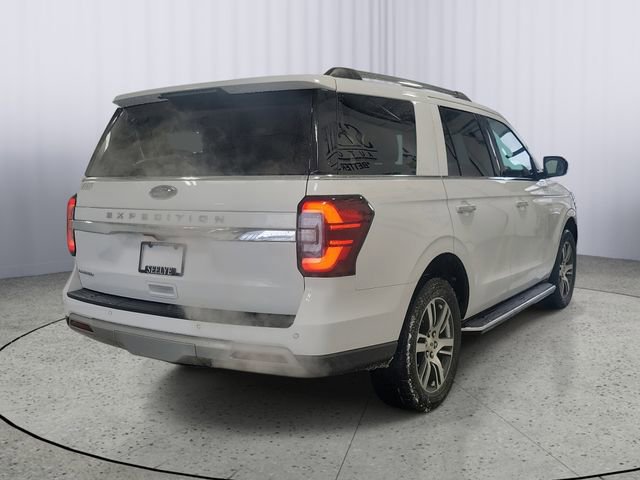 Certified 2022 Ford Expedition Limited image 3