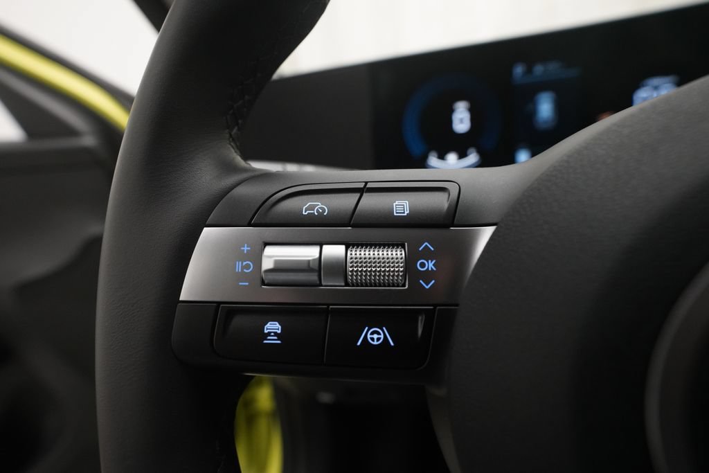 Used 2024 Hyundai Kona SEL AWD/4WD image 17