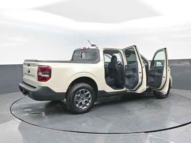 Certified 2025 Ford Maverick Lariat w/ Black Appearance Package AWD/4WD image 27