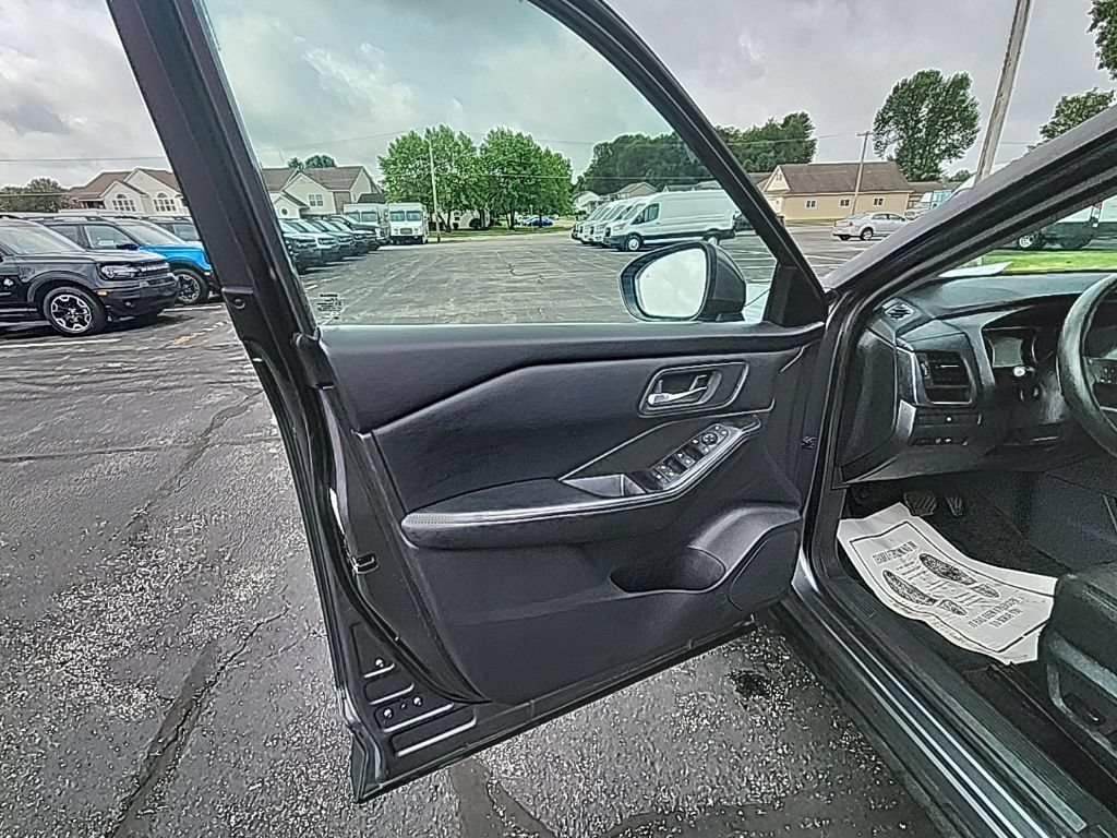 Used 2024 Nissan Rogue SV AWD/4WD image 20