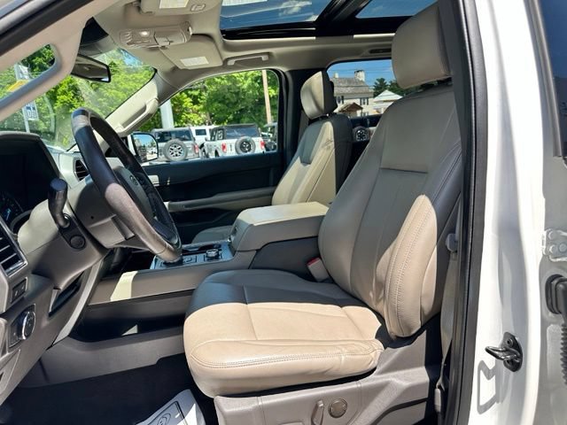 Certified 2020 Ford Expedition XLT w/ Equipment Group 202A AWD/4WD image 35