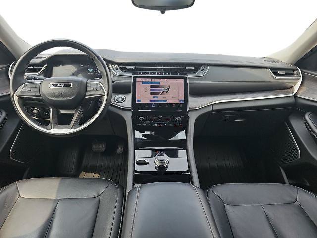 Used 2022 Jeep Grand Cherokee L Limited AWD/4WD image 9