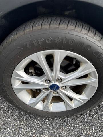 Certified 2018 Ford Escape SE w/ SE Sync 3 Package FWD image 9