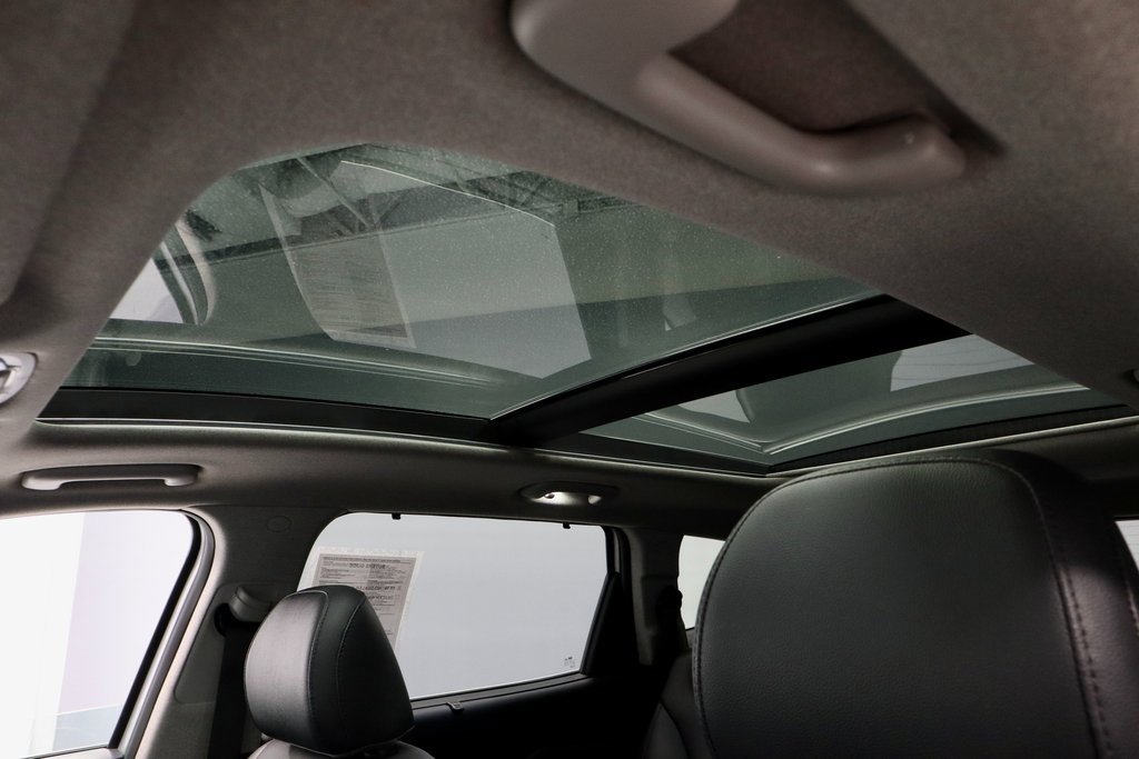 Used 2020 Hyundai Santa Fe Limited image 25