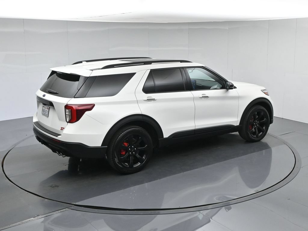 Certified 2024 Ford Explorer ST w/ Equipment Group 401A AWD/4WD image 47