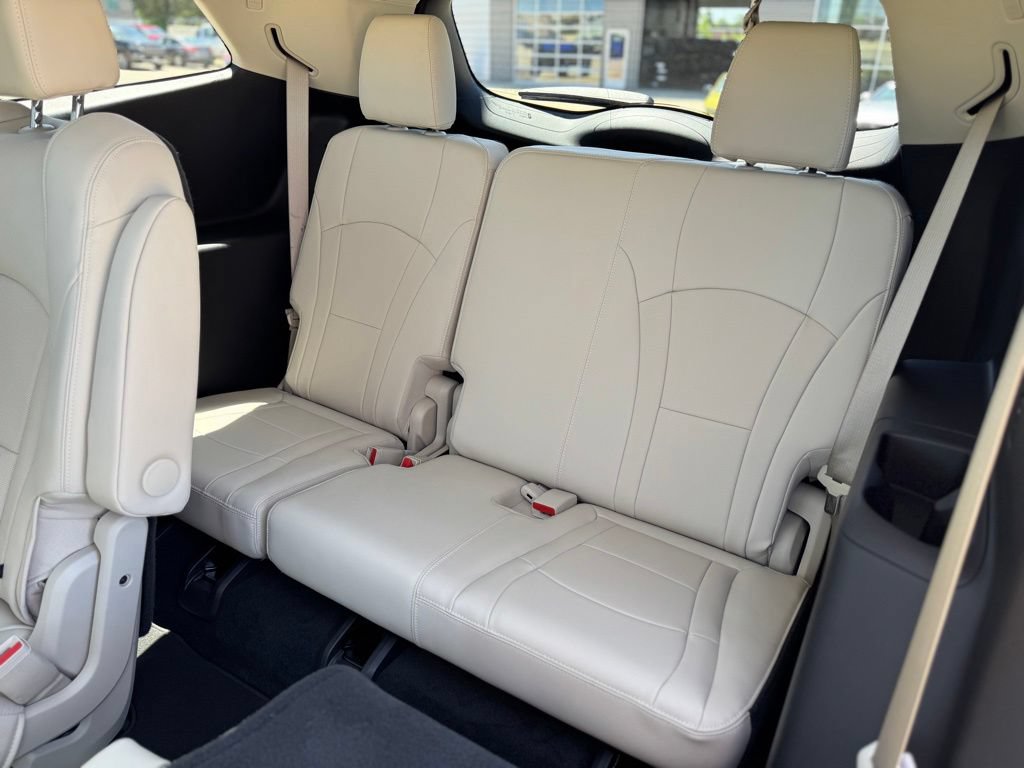 Used 2023 Buick Enclave Essence w/ Experience Buick Package AWD/4WD image 40