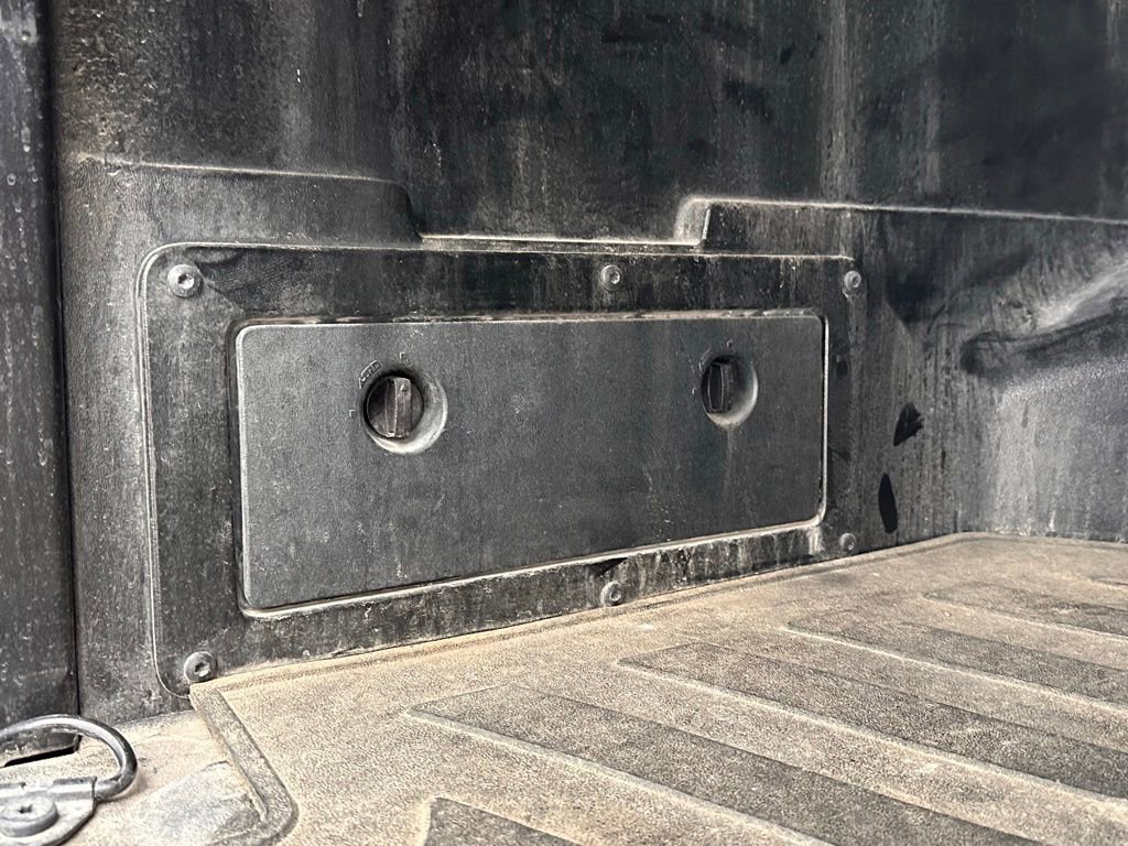 Used 2018 Toyota Tacoma Limited image 17